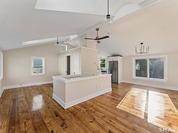 3rd image of 52 Merrimac Street
