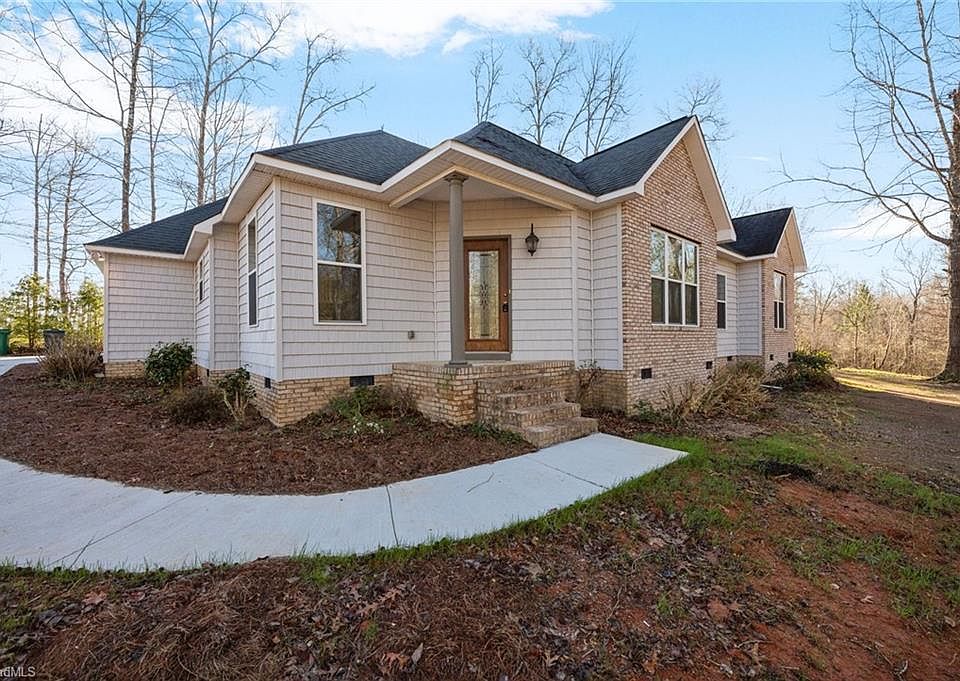 1st image of 752 Conrad Hill Mine Rd