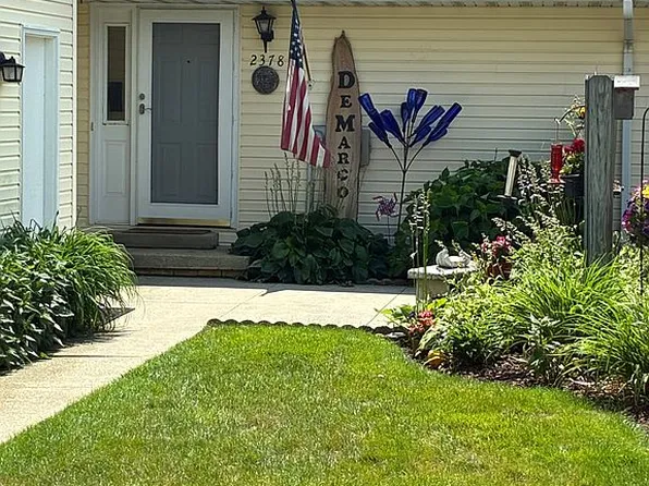 2378 Port Williams Dr, Stow, OH 44224