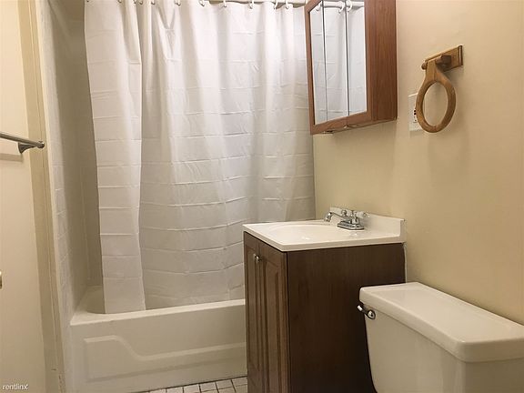 9E9CB898-AEE1-4388-B553-A6DE128F6C34