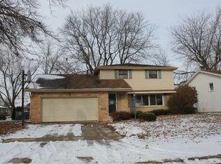 1479 W Vanmeter St, Kankakee, IL 60901
