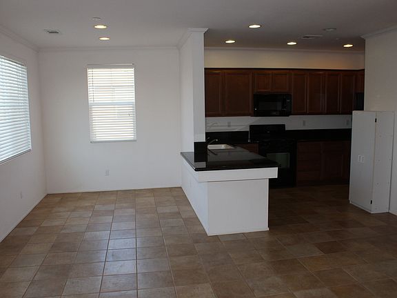 3321 Ventura Road Kitchen and Living Room 1_08132018