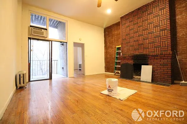 Rented by Oxford Property Group | media 29