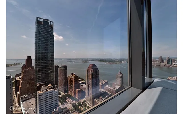 Rented by Douglas Elliman | media 48