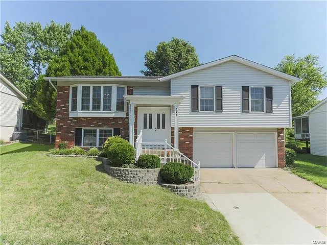347 Parma Dr photo 1