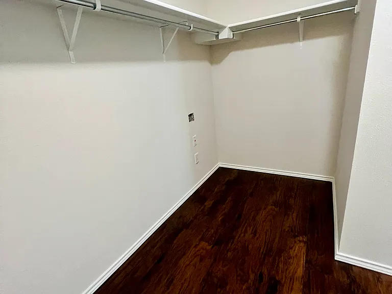 Walk in closet