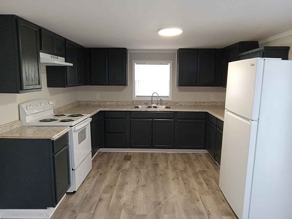 2nd image of 38 Barbee Path