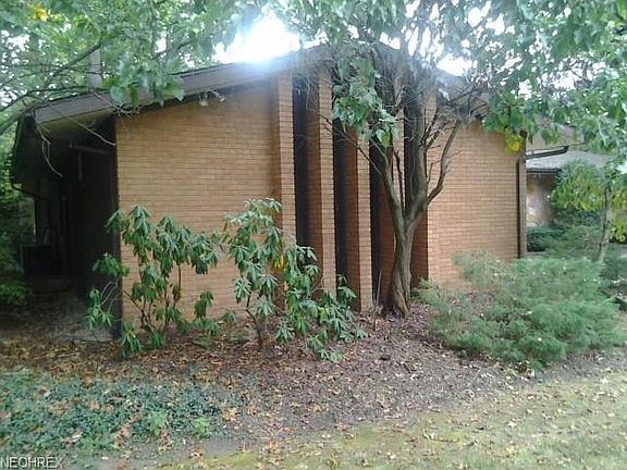 2nd image of 140 Quail Hollow Cir SE