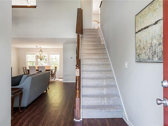 5th image of 3305 McClure Woods Dr