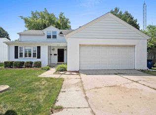 3206 S Webster Ave, Green Bay, WI 54301