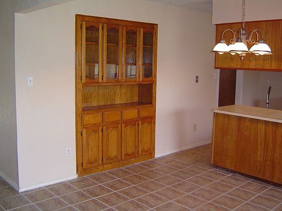 5th image of 6449 Westridge Dr
