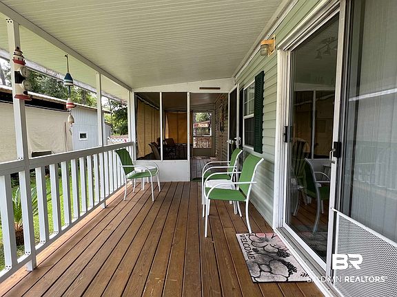 4th image of 393 Maria Dr