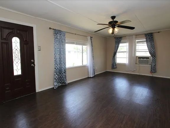 5th image of 501 E Bessie St