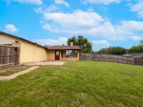 5th image of 3801 Grecian Ct