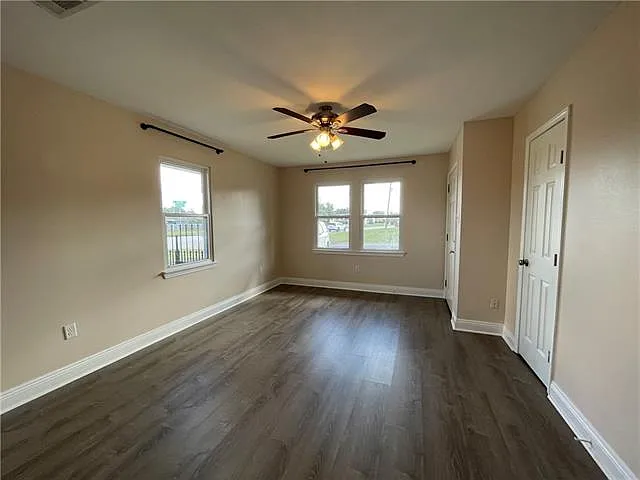 2 bed, 1.0 bath, 1000 sqft, $1,400 — Photo 3