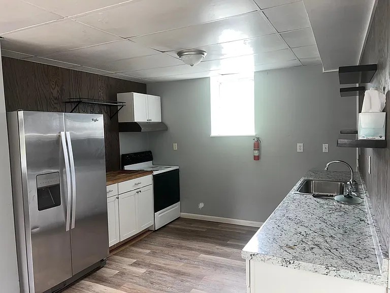 415 Allens Creek Rd #C — Photo 9
