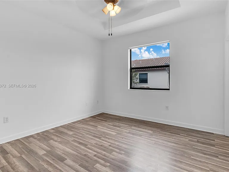 3202 SE 6th St #3202 — Photo 20