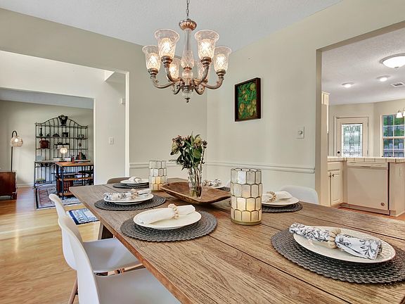 Dining Room with farmhouse table for six