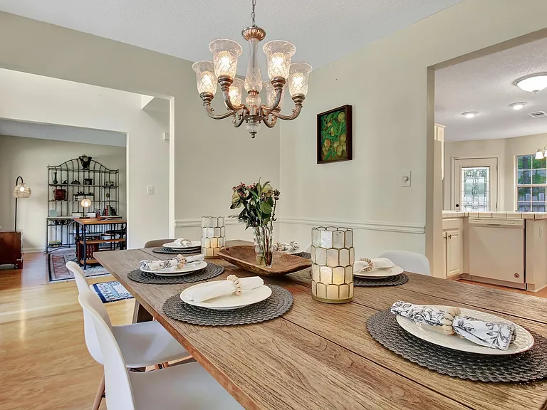Dining Room with farmhouse table for six