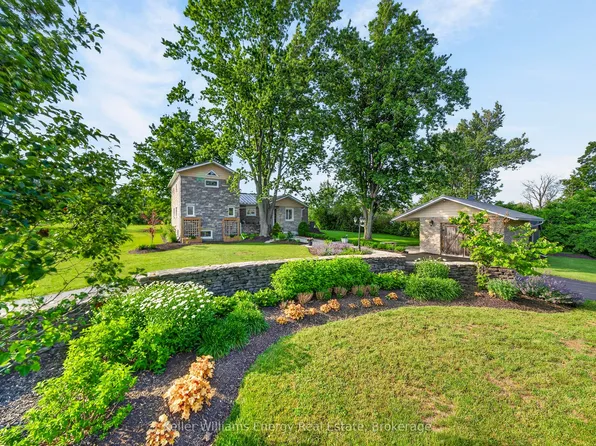 1245 Miller Rd, Prince Edward County, ON K0K 2T0