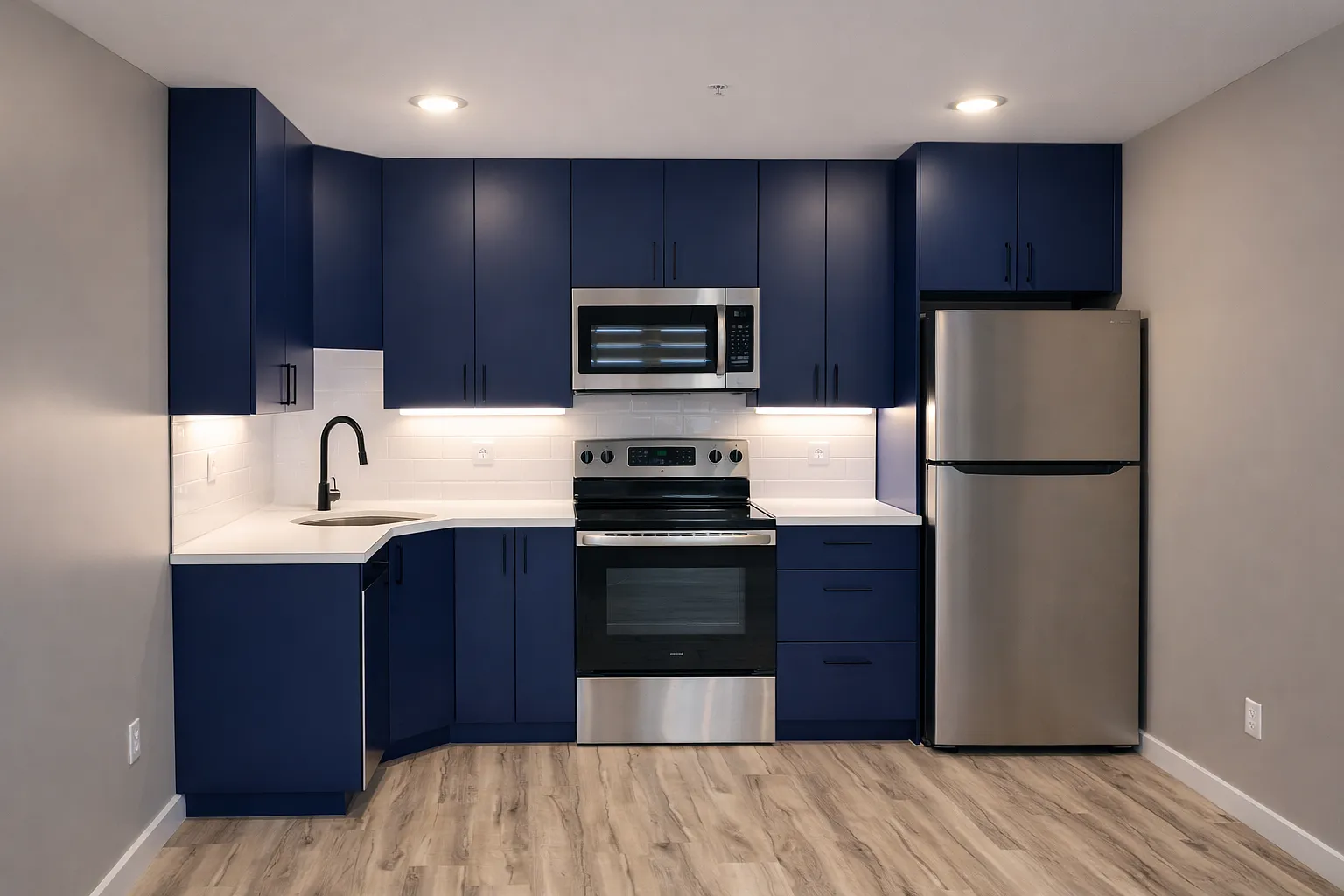 2 bed, 908 sqft, $2,300 — Photo 1