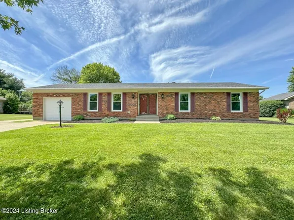 240 Colonial Dr, Mount Washington, KY 40047