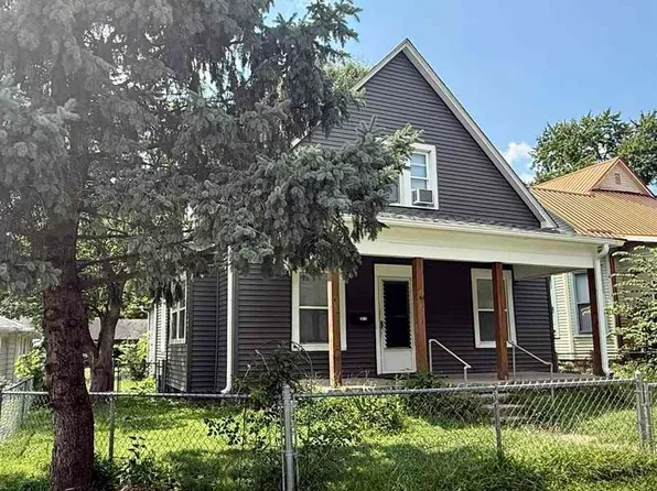 2612 Garfield Ave, Terre Haute, IN 47804