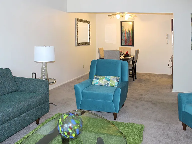 Autumn Ridge Apartments — Photo 14