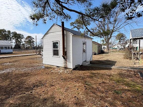 4th image of 20915 Caleb Jones Rd