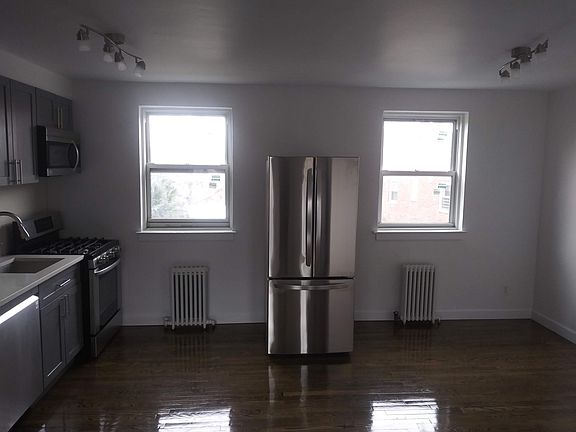 3rd image of 7072 260th St #2L