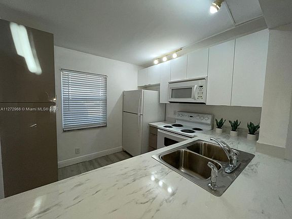 5th image of 8770 Royal Palm Blvd APT 107-2