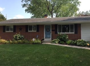 1704 Chantilly Dr, Maumee, OH 43537