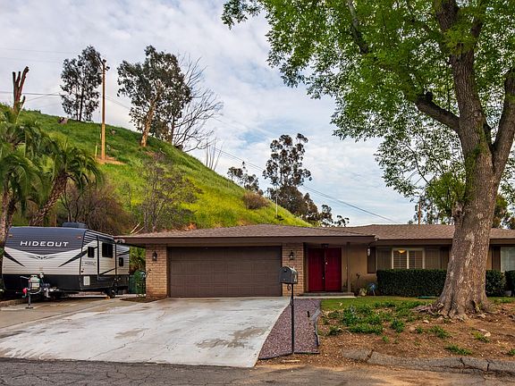 2nd image of 1431 Quail Ct