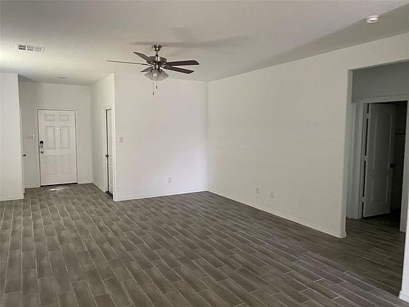 3rd image of 25588 Northpark Palm Dr