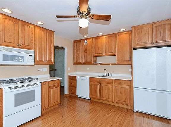 3rd image of 15408 Orogrande Dr