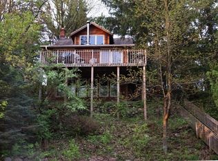 3519 S Shore Dr, Hubertus, WI 53033
