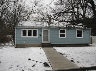 31 Entrybrook Dr, Springfield, MA 01108