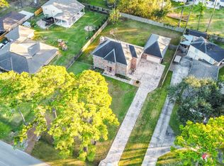 12011 Advance Dr, Houston, TX 77065