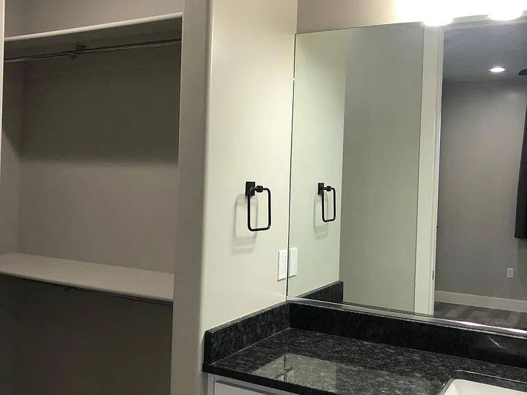 1142 E Majestic Court Dr — Photo 11