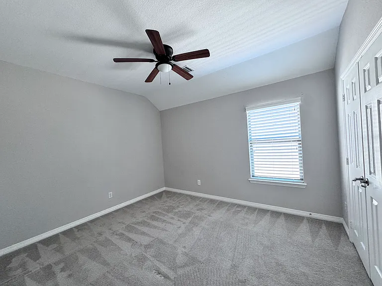 6504 Diamond Dr — Photo 23