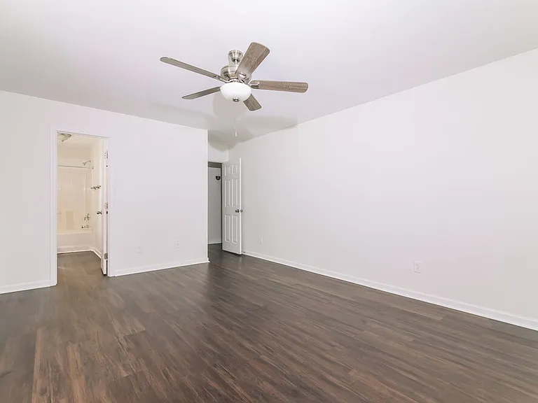 3600 Saguaro Ct — Photo 10