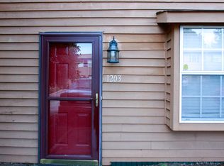 1203 Crest Brook Dr, Knoxville, TN 37923