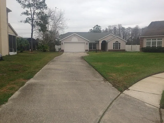 11813 Crockett Ct — Photo 1