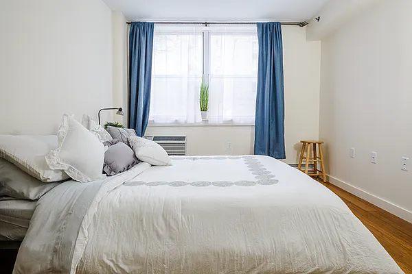 Rented by Urban Living | media 26