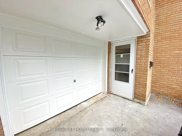 36 Mintwood Dr — Photo 13