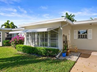 301 Country Ln APT B, Boynton Beach, FL 33435