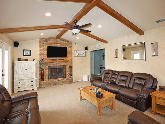4th image of 8016 Roach Dr
