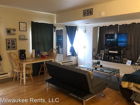 4th image of 1645 N Franklin Pl