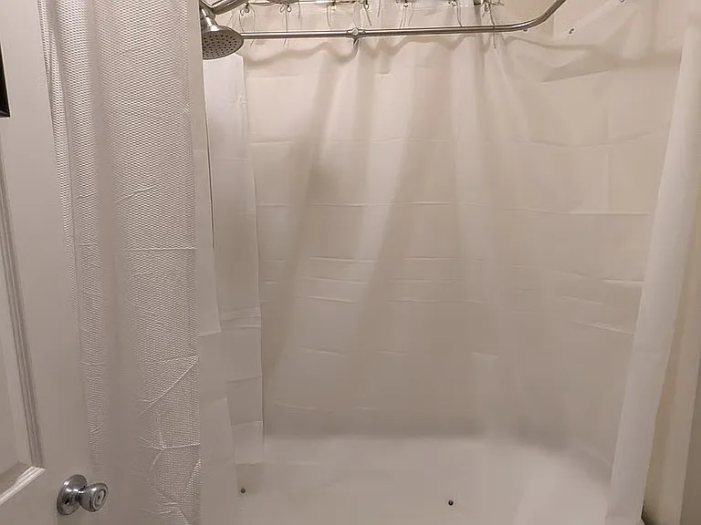 1104 SW Columbia St #302 — Photo 3
