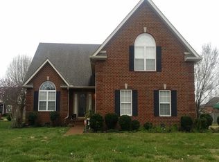 719 Shady Grove Dr, Murfreesboro, TN 37128